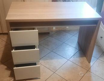 Scrivania per studio e smart working 110 cm rovere