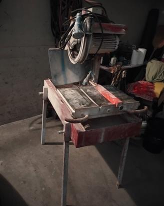 Tagliapiastrelle elettrica da banco 85×45cm. 45kg.