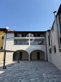 Appartamento di 157 m² con 3 locali a Manerba del 