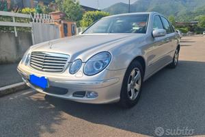 MERCEDES E240 W211