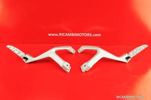 PEDANA POGGIAPIEDI DUCATI PANIGALE 899