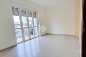 3 LOCALI A GASSINO TORINESE