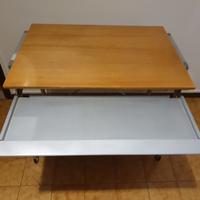 Scrivania/porta computer con ruote. Prezzo Basso