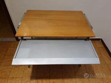 Scrivania/porta computer con ruote. Prezzo Basso
