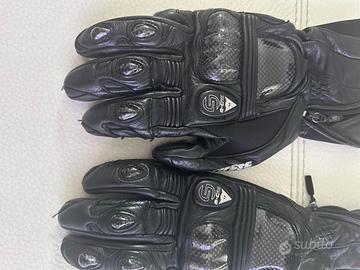 Abbigliamento moto