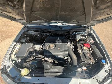 Mitsubischi L200 duble cab 2.5 136cv