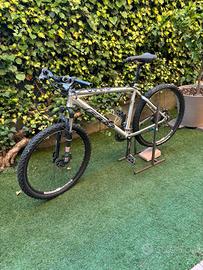 MTB FELT Q920 cambio xt Shimano diam 26”