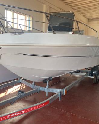 Barca nuova 23 open + motore nuovo mercury f 150 e