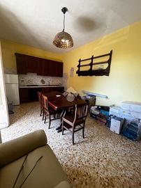 3 LOCALI A ALBANO LAZIALE