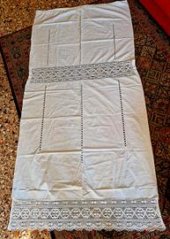 tenda in cotone con pizzo e ricamo a pungigliuccio