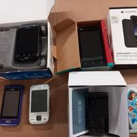 lotto cellulari 5 pz  blackberry samsung lg wiko