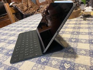 Ipad Pro (11”, 4ª gen), Smart Keyboard, Apple Pen