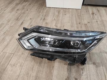 Faro led Nissan Qashqai j11 