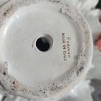 Vaso con fiori in ceramica