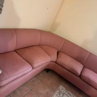 Divano rosa