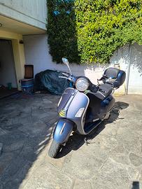 vespa GTS 125 supertech 2022