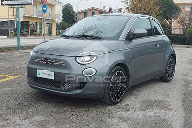 FIAT 500e Berlina 42 kWh La Prima