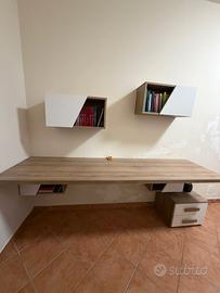 Scrivania moderna sospesa + pensili design 