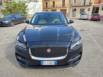 Jaguar f-pace 3.0 d v6 300 cv awd aut. portfolio