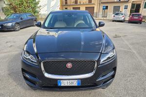 Jaguar f-pace 3.0 d v6 300 cv awd aut. portfolio