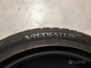 Pneumatico 4 stagioni 