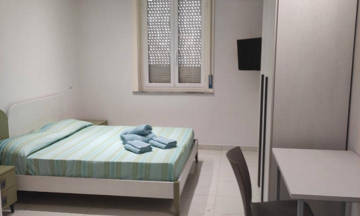 Monolocale arredato Caserta centro