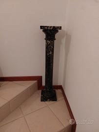 Colonna decorativa in marmo portoro nero 