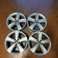 cerchi golf r16 