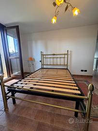 Letto Matrimoniale in Ottone completo di Rete