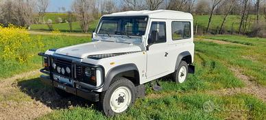 Land rover 90