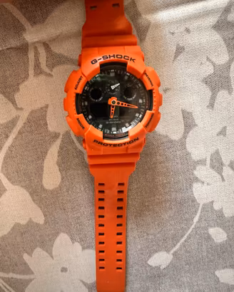 G-shock arancione