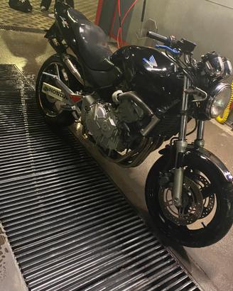 Honda hornet