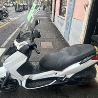Yamaha X-Max 250 - 2008 - PERMUTE