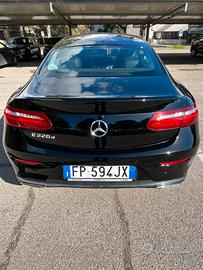 Mercedes e220 cdi coupe'