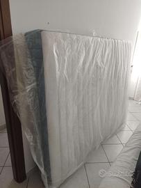 Materasso + topper IKEA 160x200 come nuovi!