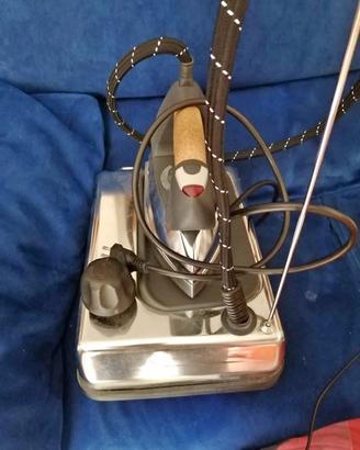 Ferro da stiro marca Eurostar P102