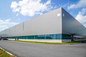 Immobile di 12000 m² con 5 locali a Medicina