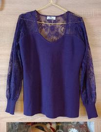 Maglia viola in maglina con pizzo floreale 