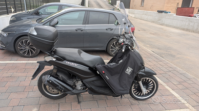 Piaggio Beverly 300 i.e. Police