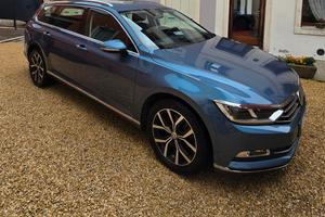 Volkswagen passat  Variant HighLine 