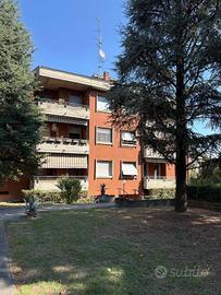Appartamento di 135 m² con 4 locali e box auto a P