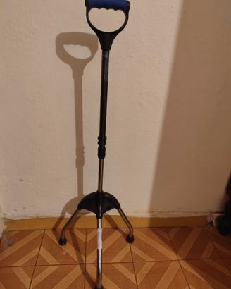 Tripode in acciaio
