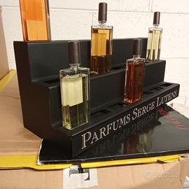 Serge lutens espositore