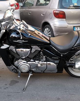 Suzuki Intruder m109r 1800