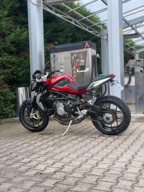 Mv Agusta brutale 800