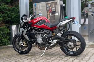 Mv Agusta brutale 800