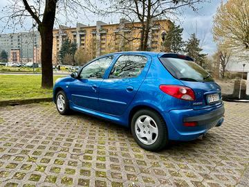 206 + 1.1 Gpl 2011 Ok Neo Patentato