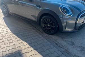 Mini One 5 Porte con tagliandi regolari