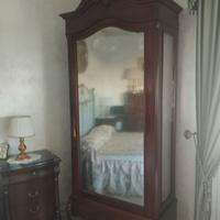 Vetrina in legno massello