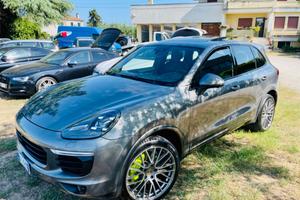 Porsche Cayenne 3.0 S E-Hybrid Platinum Edition